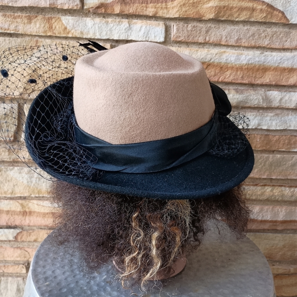 Vintage Michael Howard Mr Charles 100% Wool Ladies Hat - Picture 3 of 12